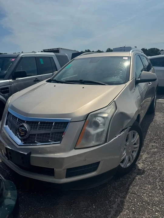 2011 Cadillac SRX - Image 2 of 9