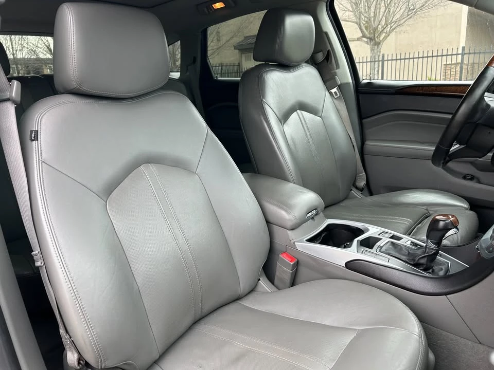 2011 Cadillac SRX - Image 13 of 20