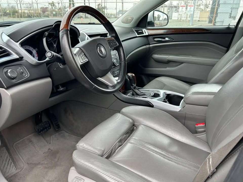 2011 Cadillac SRX - Image 9 of 20