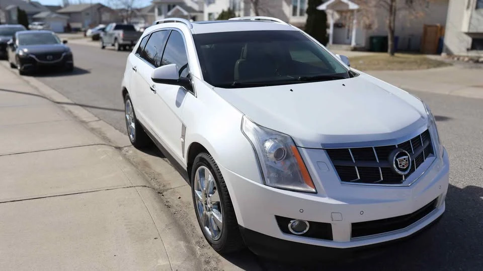 2011 Cadillac SRX - Image 2 of 9