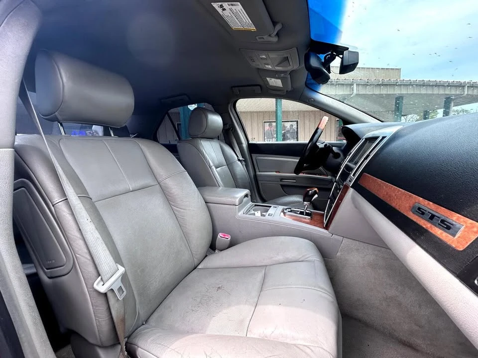 2011 Cadillac STS - Image 18 of 20