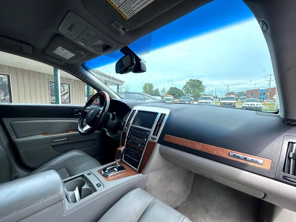 2011 Cadillac STS - Image 17 of 20