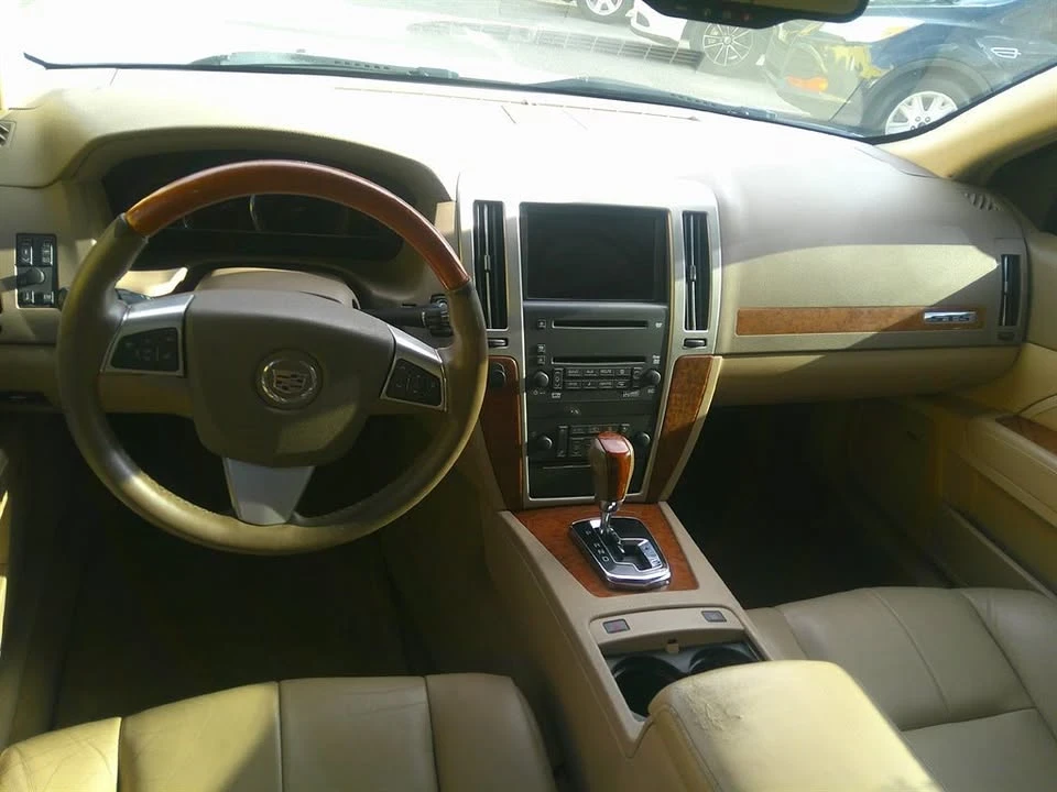 2011 Cadillac STS - Image 10 of 15