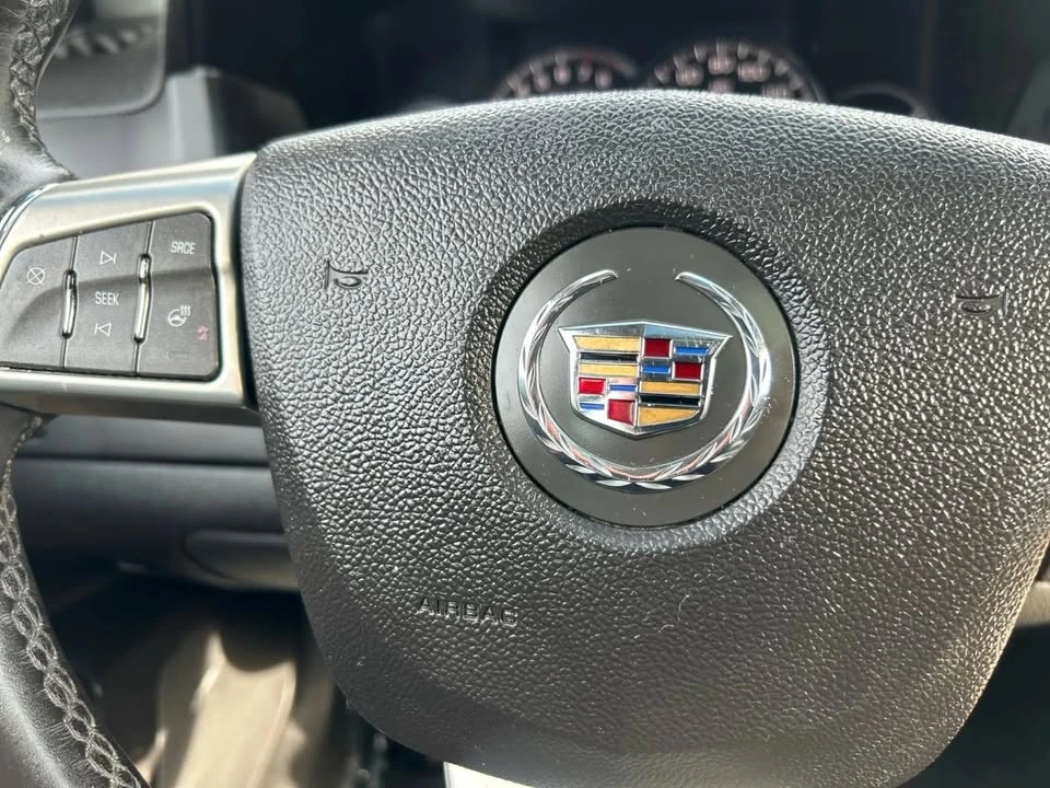 2011 Cadillac STS - Image 19 of 20