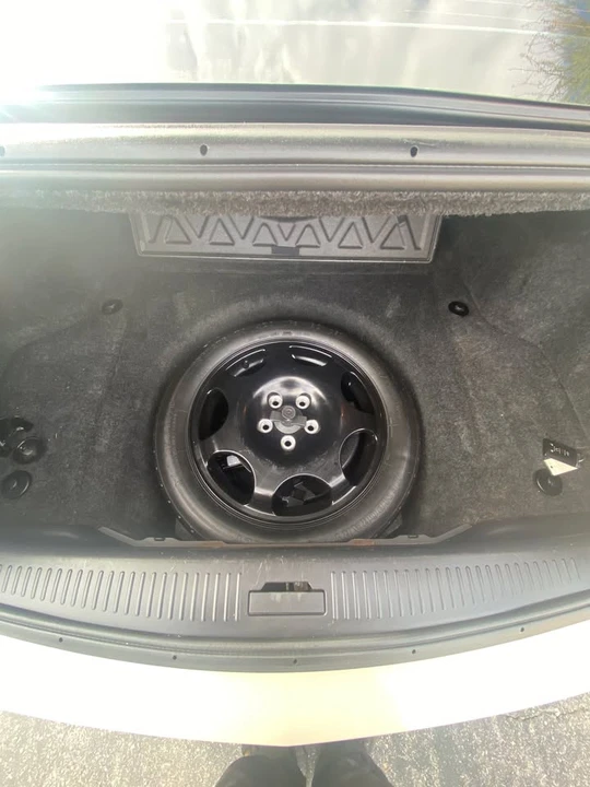 2011 Cadillac STS - Image 17 of 20