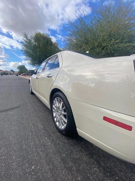 2011 Cadillac STS - Image 8 of 20