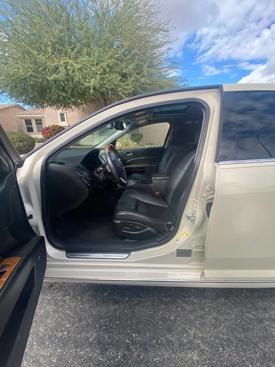 2011 Cadillac STS - Image 11 of 20