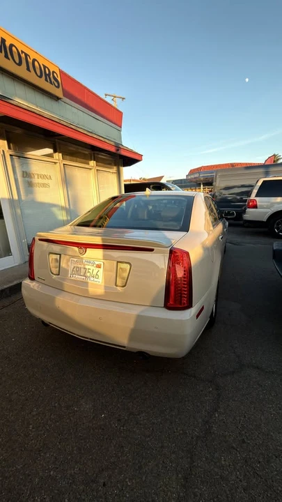 2011 Cadillac STS - Image 7 of 10