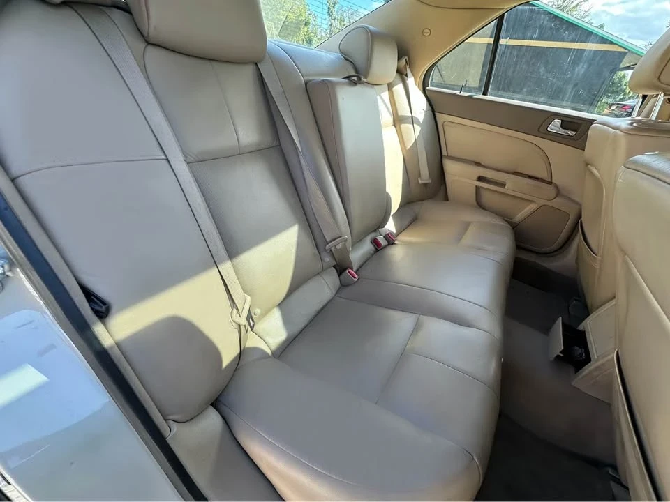 2011 Cadillac STS - Image 10 of 12