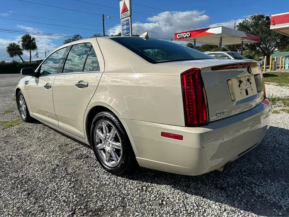 2011 Cadillac STS - Image 5 of 12