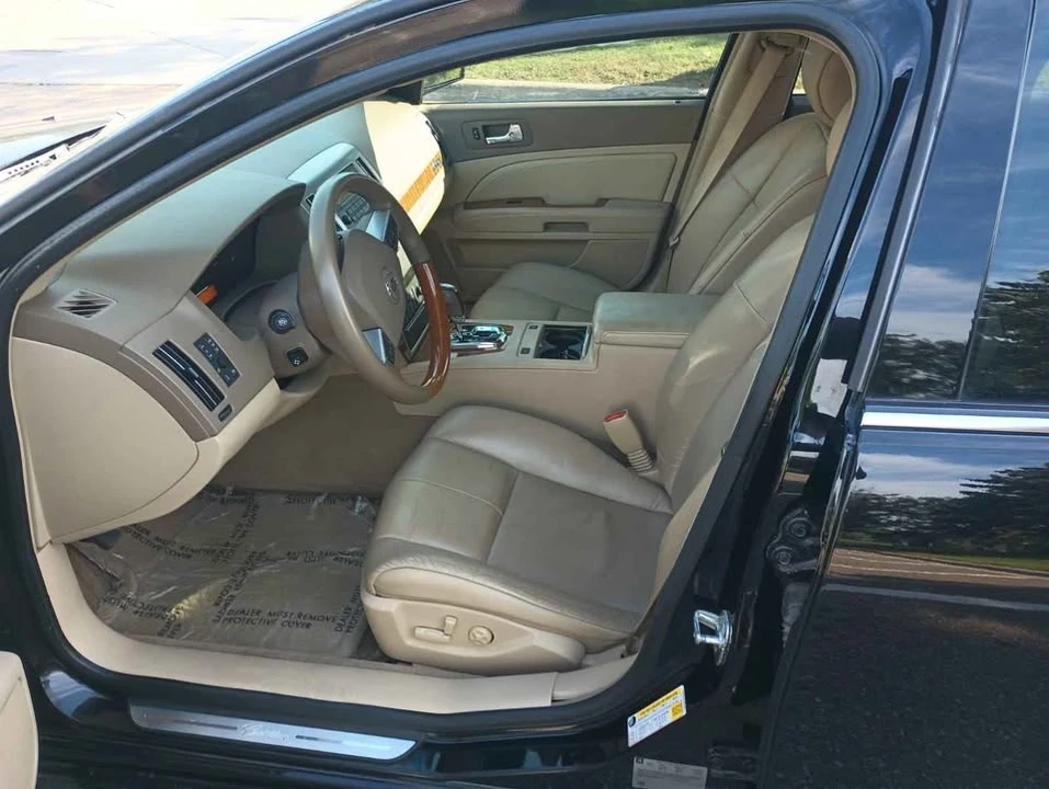 2011 Cadillac STS - Image 12 of 17