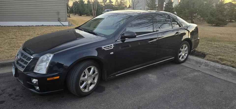 2011 Cadillac STS - Image 9 of 18