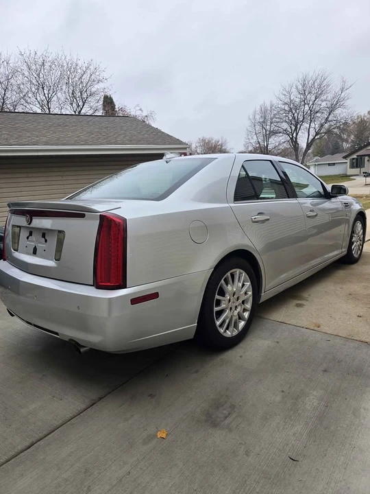 2011 Cadillac STS - Image 5 of 15