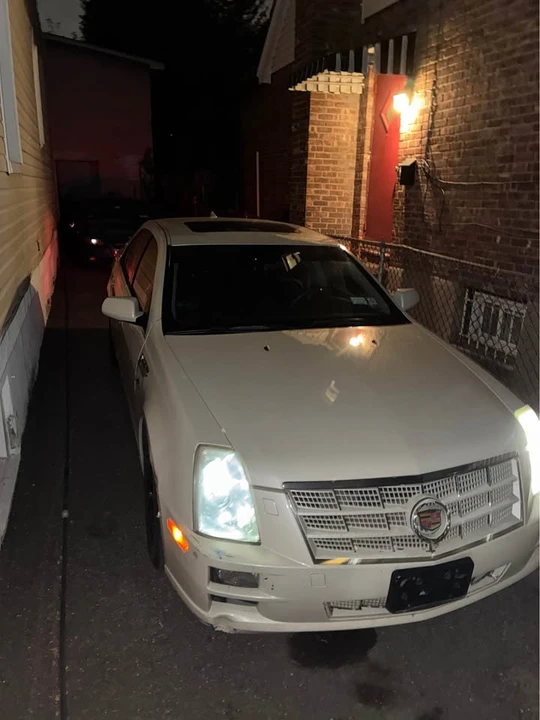 2011 Cadillac STS - Image 2 of 4