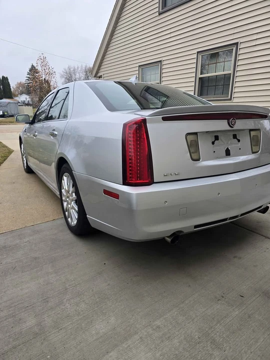 2011 Cadillac STS - Image 4 of 15