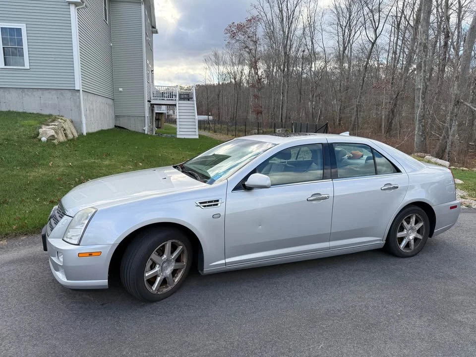 2011 Cadillac STS - Image 6 of 8
