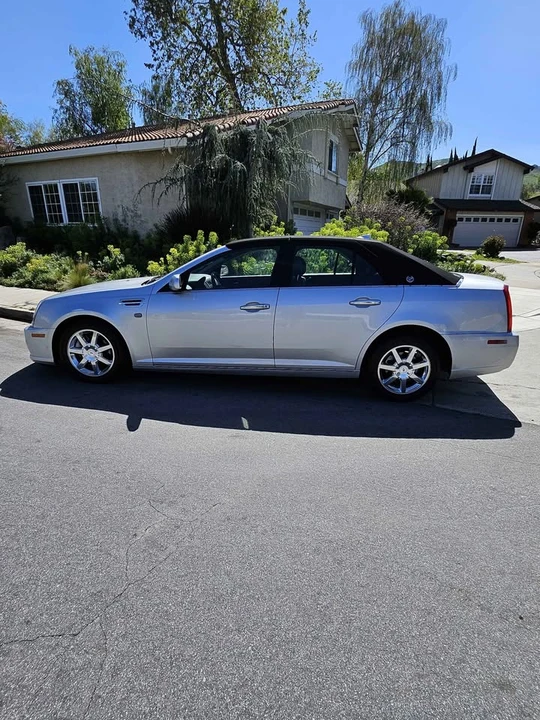 2011 Cadillac STS - Image 3 of 11