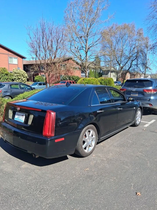 2011 Cadillac STS - Image 4 of 8