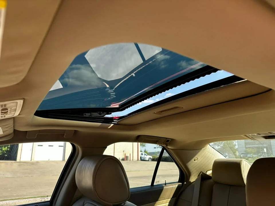 2011 Cadillac STS - Image 14 of 20