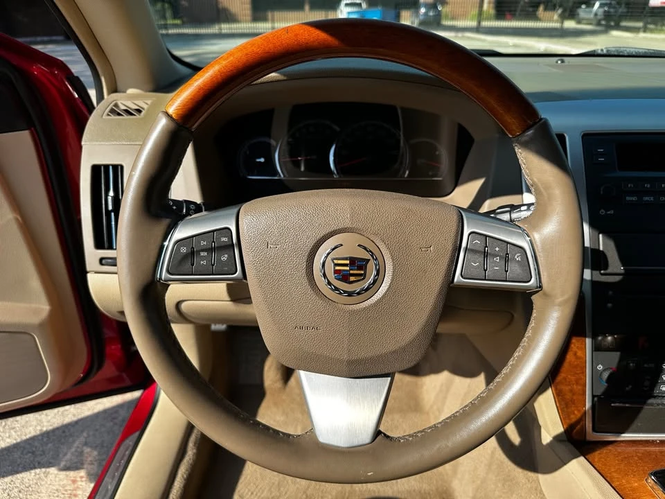 2011 Cadillac STS - Image 14 of 17