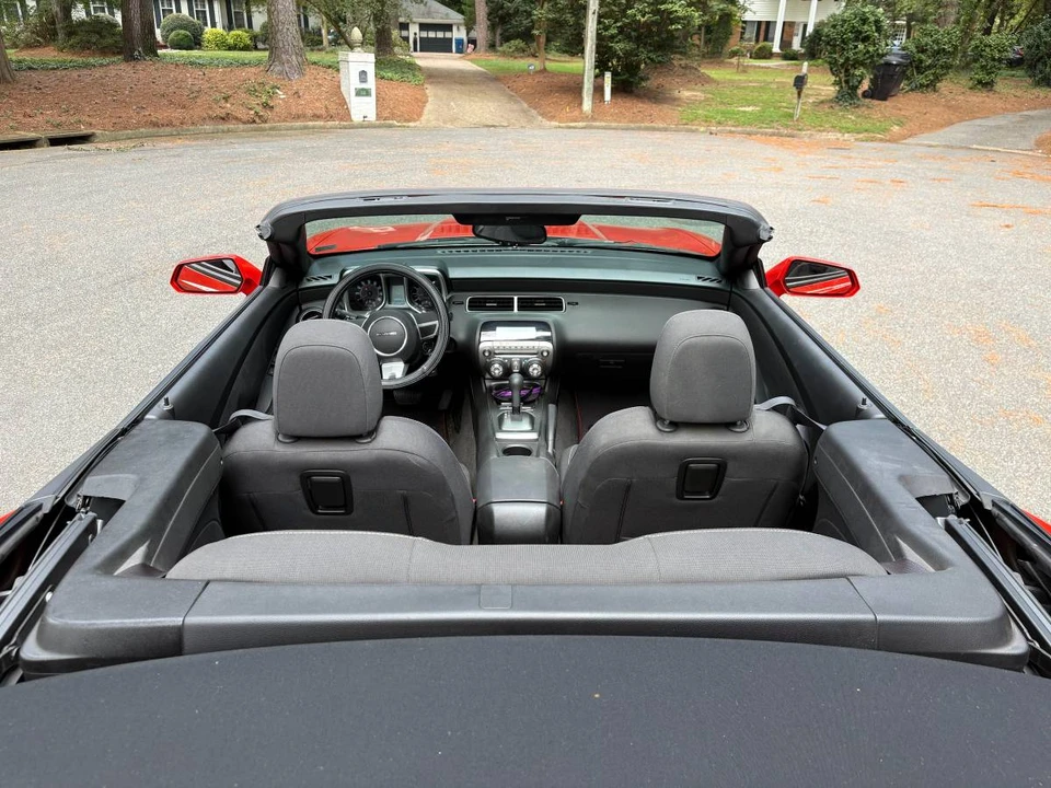 2011 Chevrolet Camaro 5th Gen - Image 10 of 11