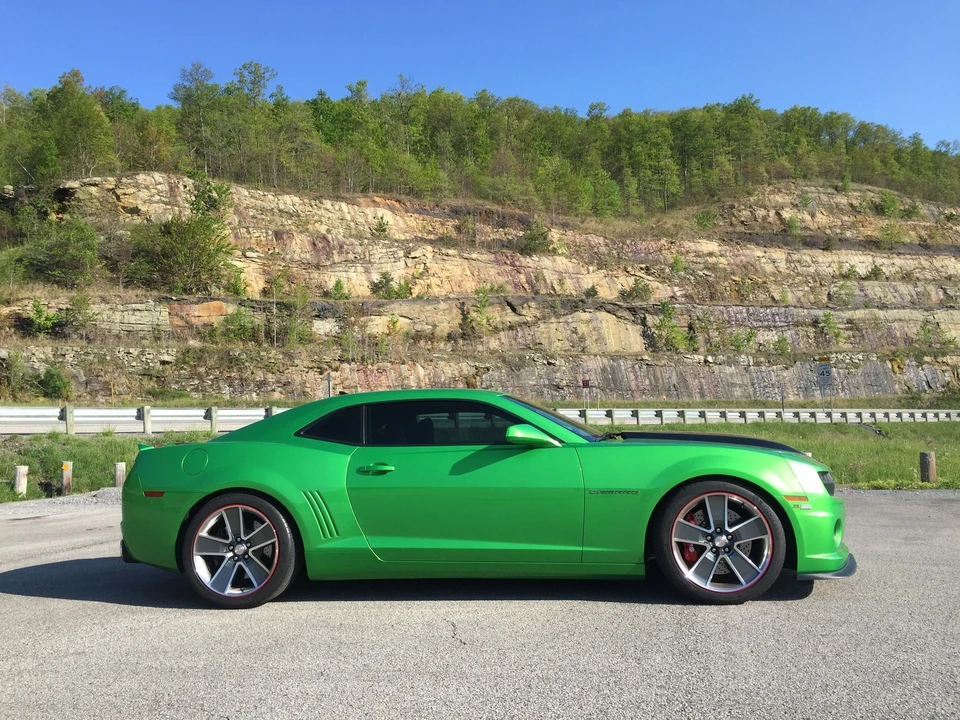 2011 Chevrolet Camaro SS 5th Gen - Image 2 of 17