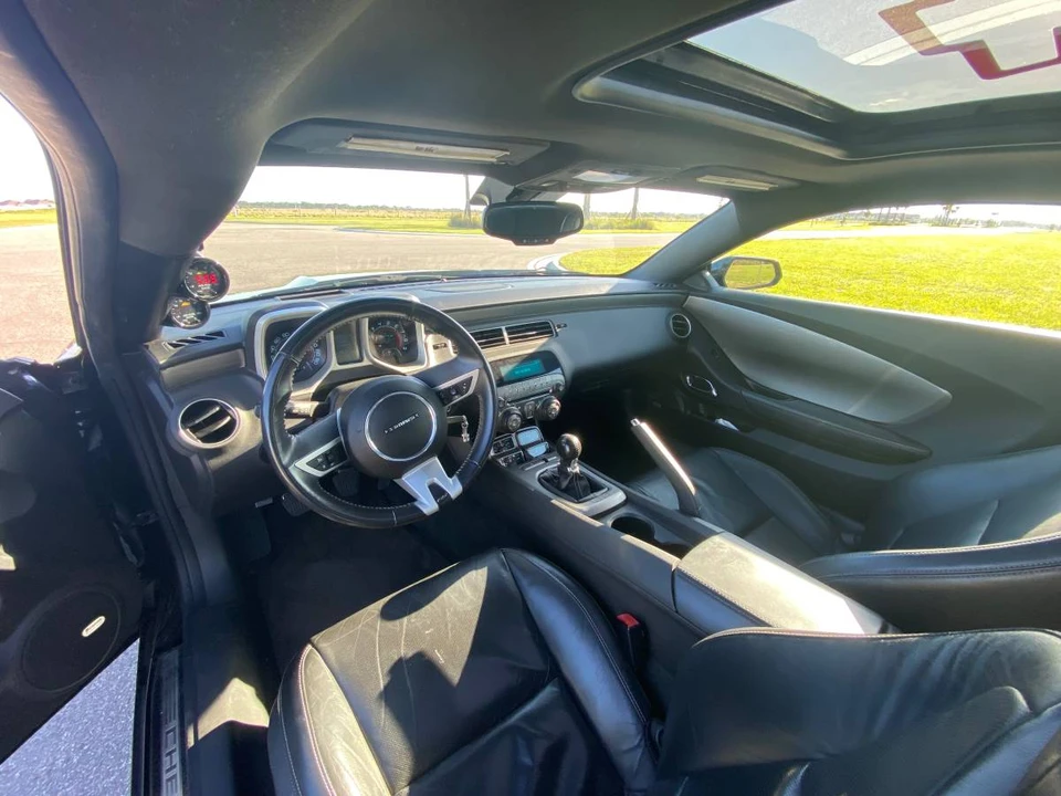 2011 Chevrolet Camaro SS 5th Gen - Image 19 of 23