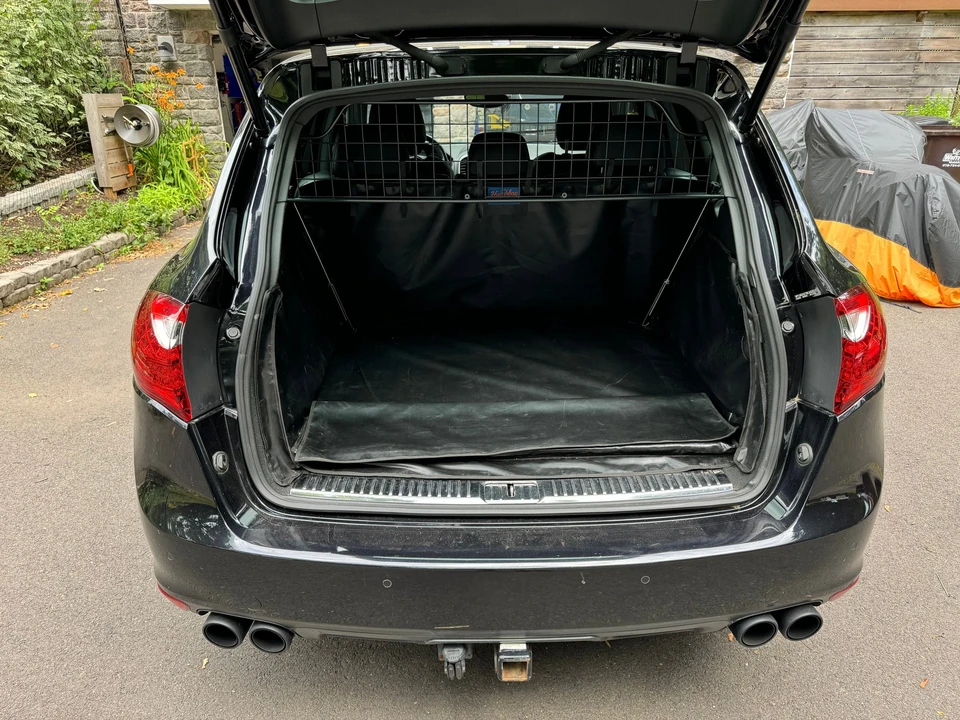 2011 Porsche 958 Cayenne S - Image 12 of 26
