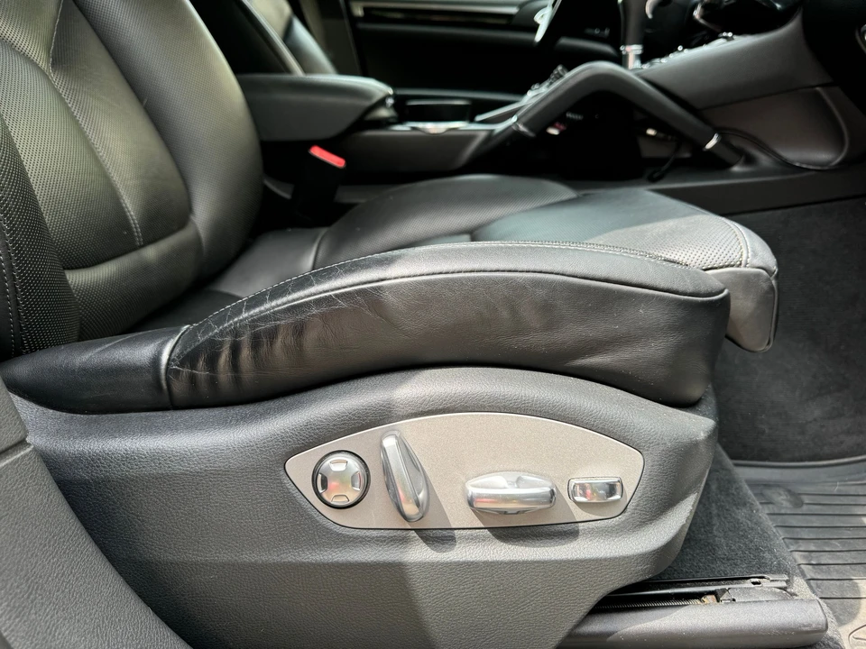 2011 Porsche 958 Cayenne S - Image 21 of 26