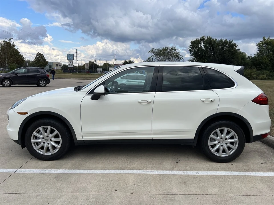 2011 Porsche 958 Cayenne - Image 6 of 21