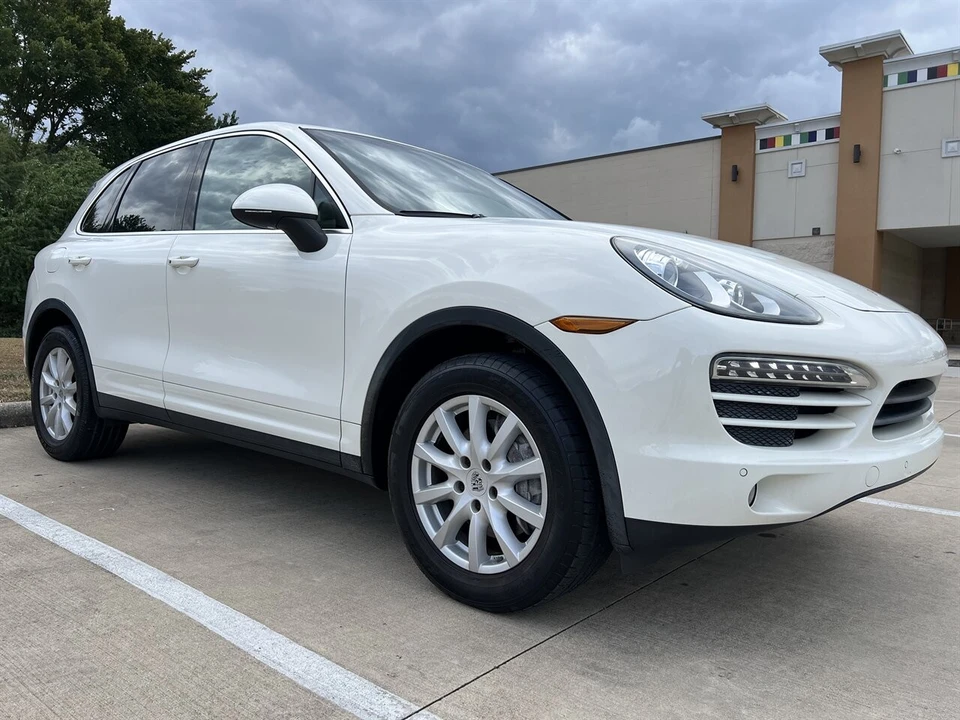 2011 Porsche 958 Cayenne - Image 12 of 21
