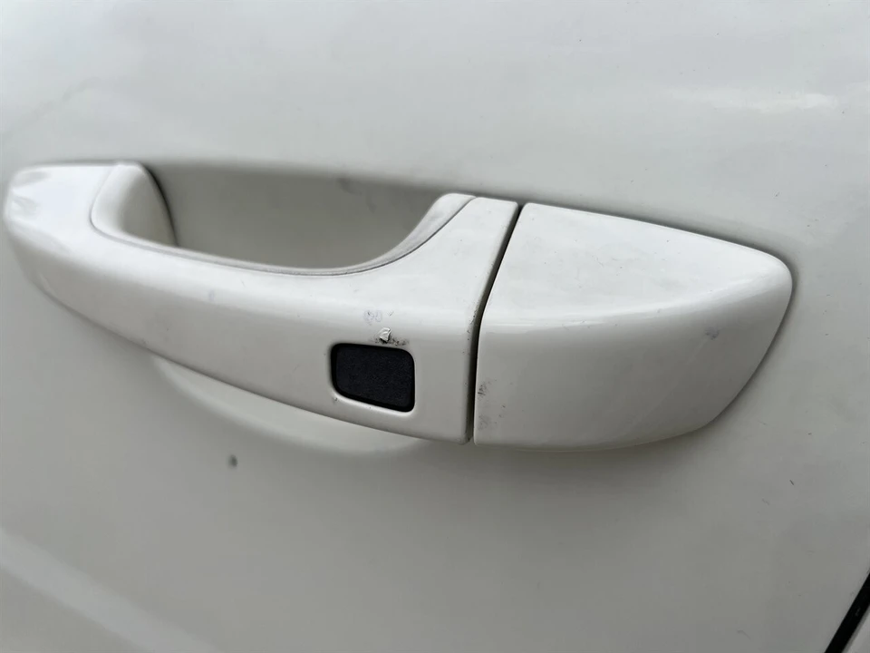 2011 Porsche 958 Cayenne - Image 16 of 21