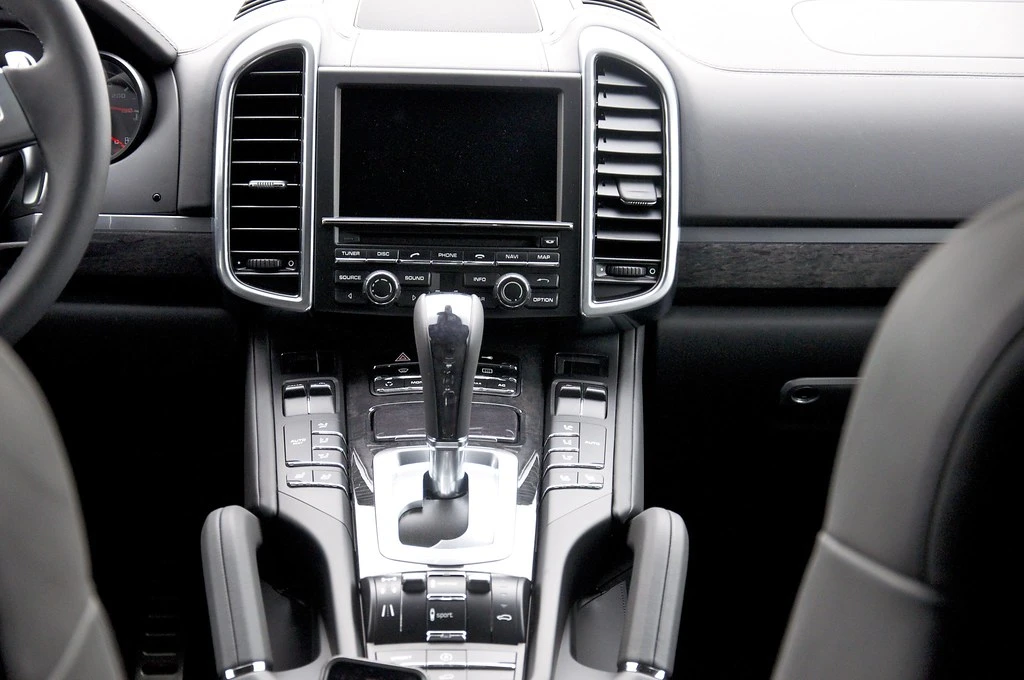 2011 Porsche 958 Cayenne Turbo - Image 6 of 9