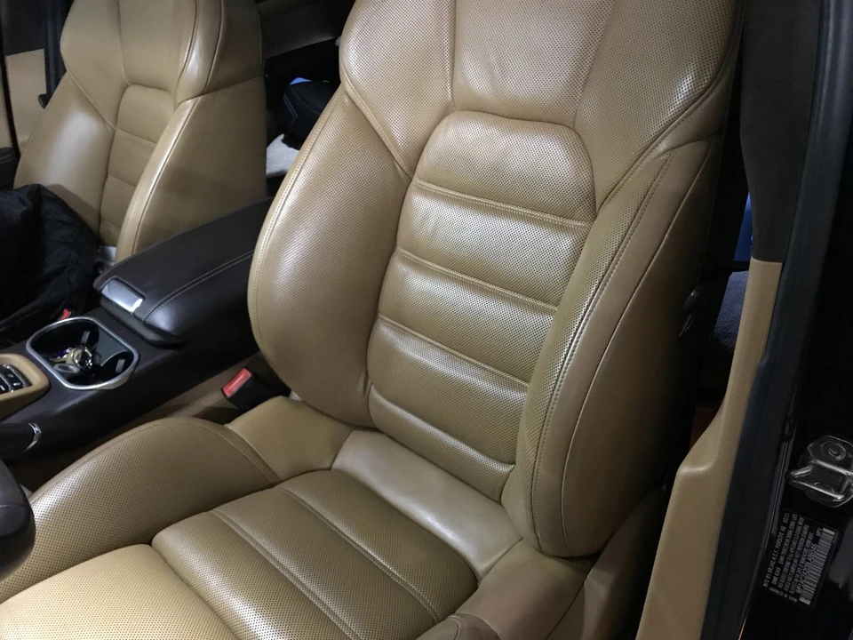 2011 Porsche 958 Cayenne Turbo - Image 7 of 9