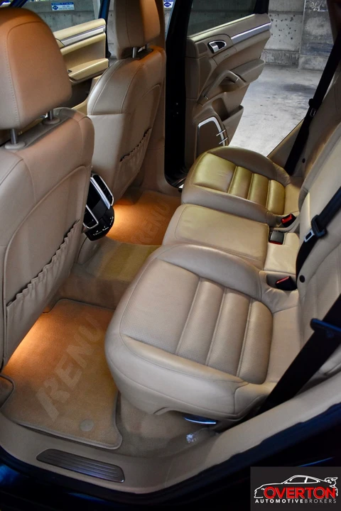 2011 Porsche 958 Cayenne Turbo - Image 10 of 13