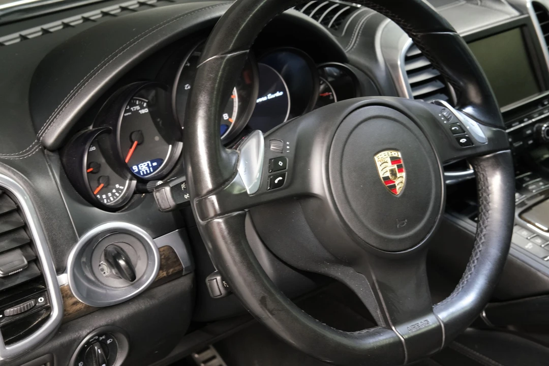 2011 Porsche 958 Cayenne Turbo - Image 4 of 14