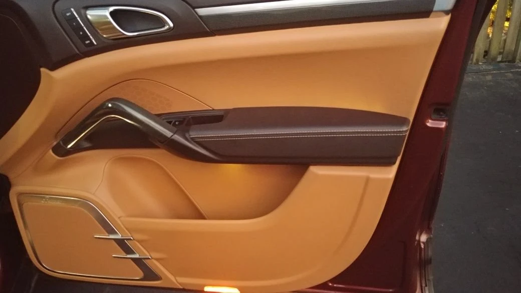 2011 Porsche 958 Cayenne Turbo - Image 10 of 10
