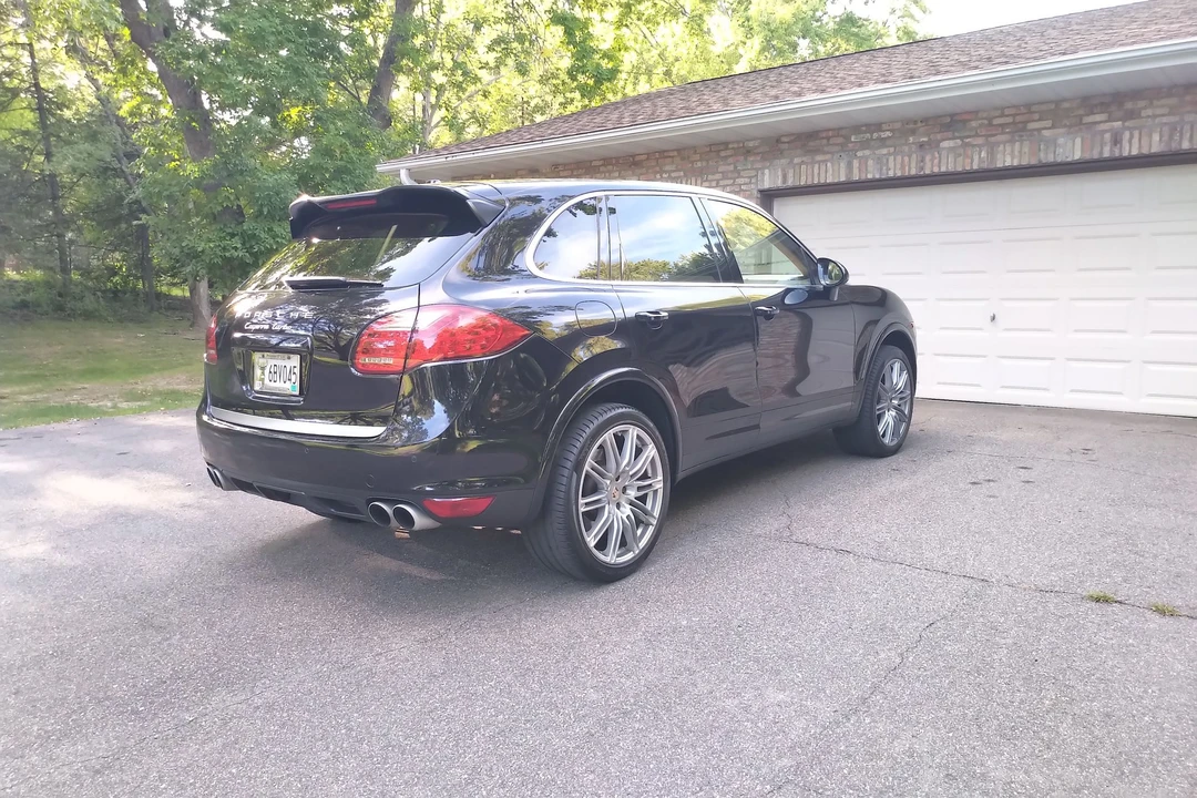 2011 Porsche 958 Cayenne Turbo - Image 5 of 12