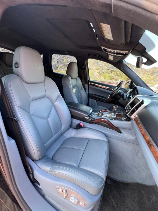 2011 Porsche 958 Cayenne Turbo - Image 12 of 16