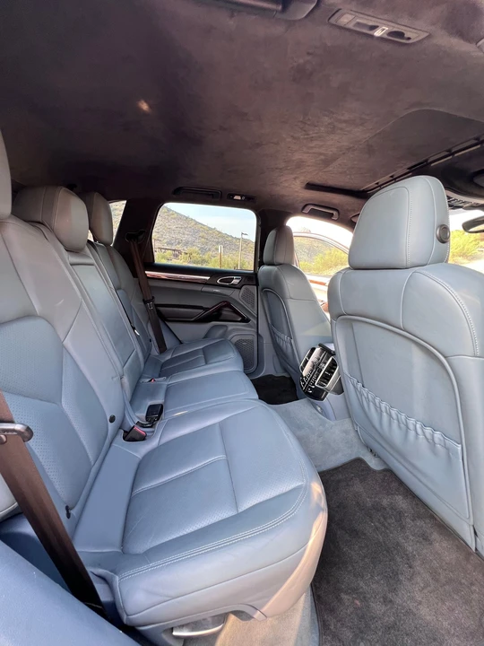 2011 Porsche 958 Cayenne Turbo - Image 14 of 16
