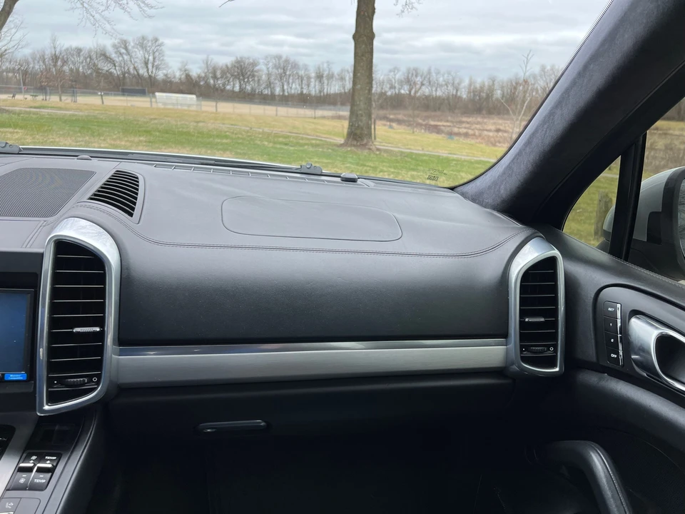 2011 Porsche 958 Cayenne Turbo - Image 10 of 16