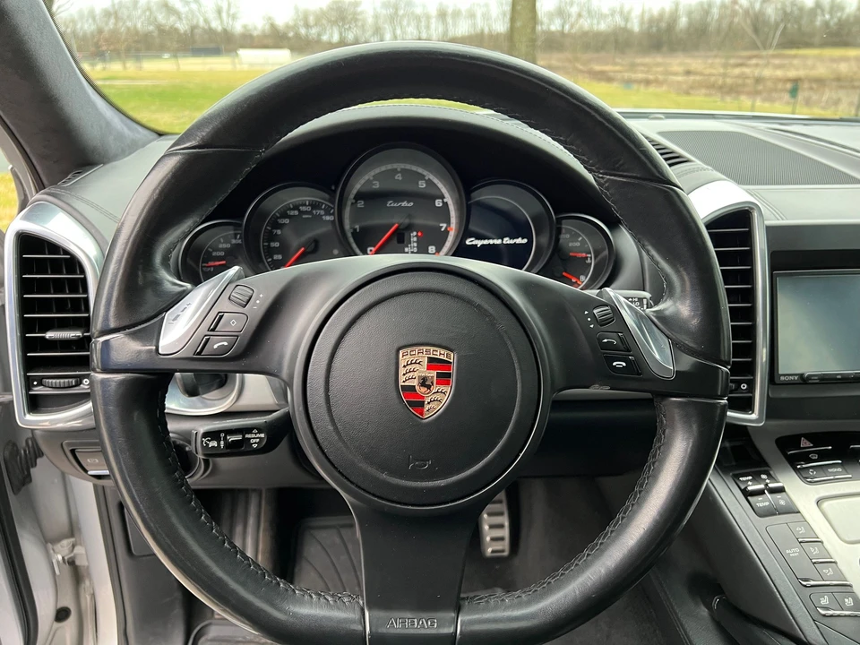 2011 Porsche 958 Cayenne Turbo - Image 6 of 16