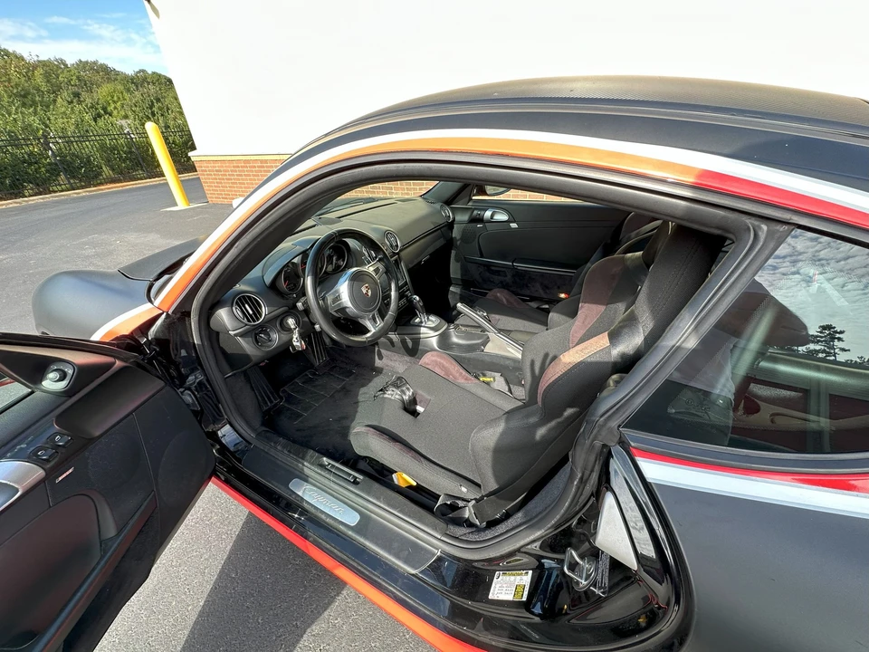 2011 Porsche 987 Cayman - Image 16 of 29