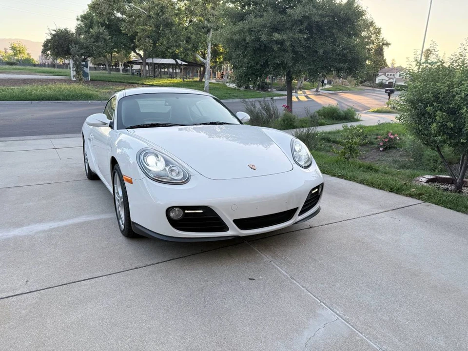 2011 Porsche 987 Cayman - Image 2 of 24