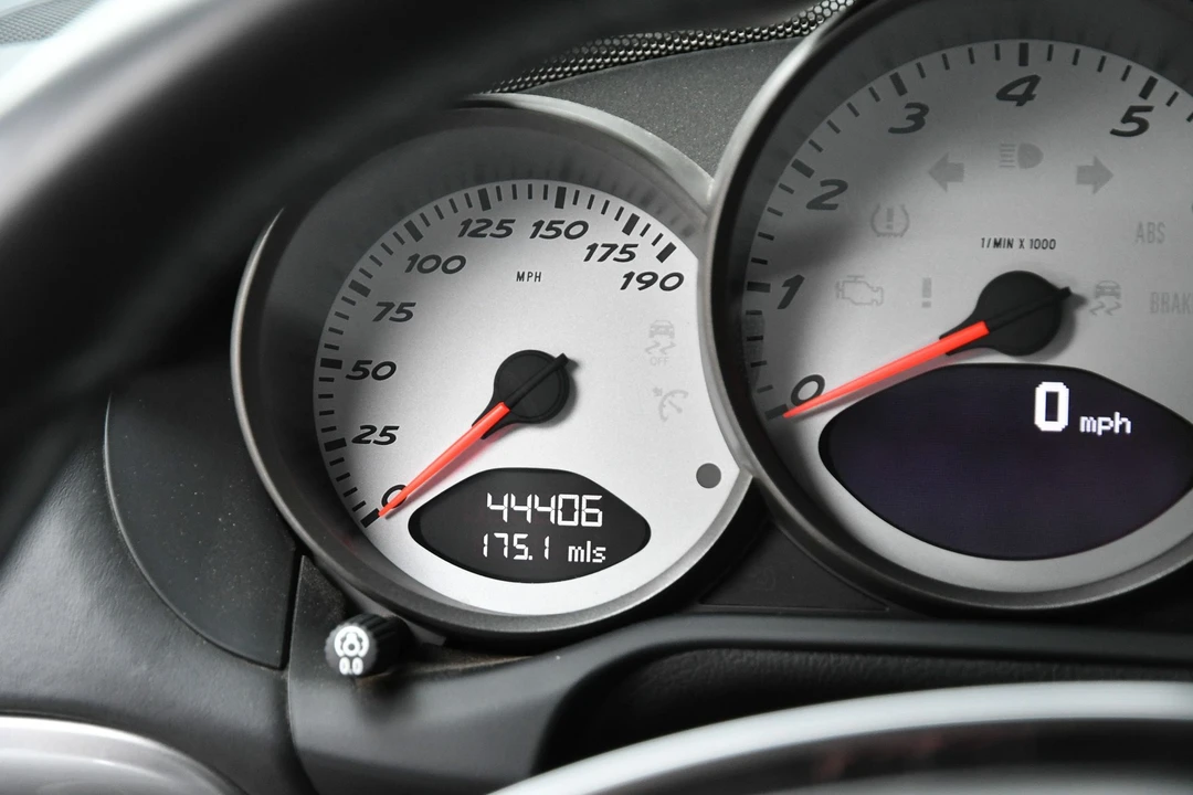 2011 Porsche 987 Cayman S - Image 15 of 24