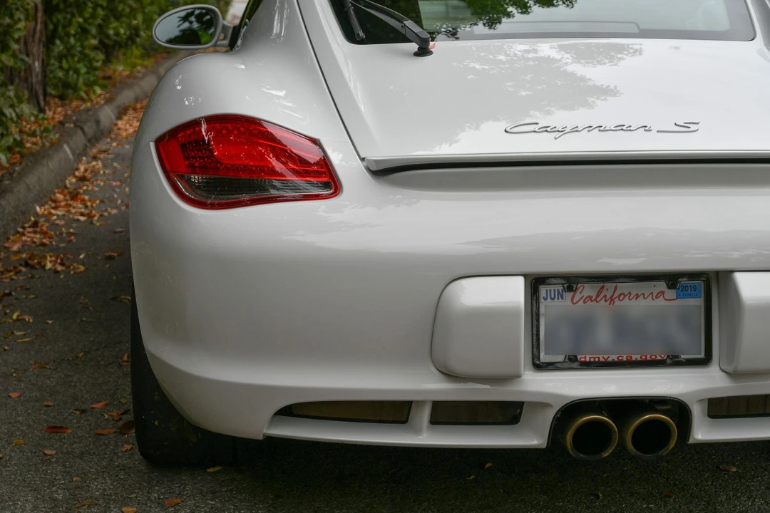 2011 Porsche 987 Cayman S - Image 8 of 24