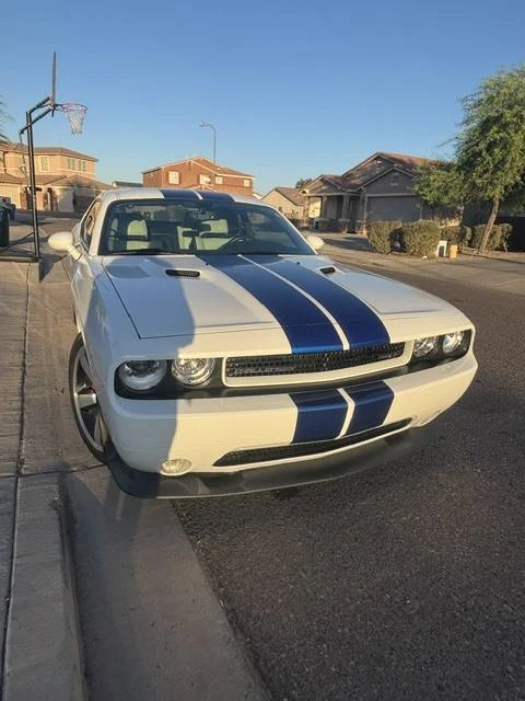2011 Dodge Challenger SRT8 & 392 3rd Gen - Image 3 of 12