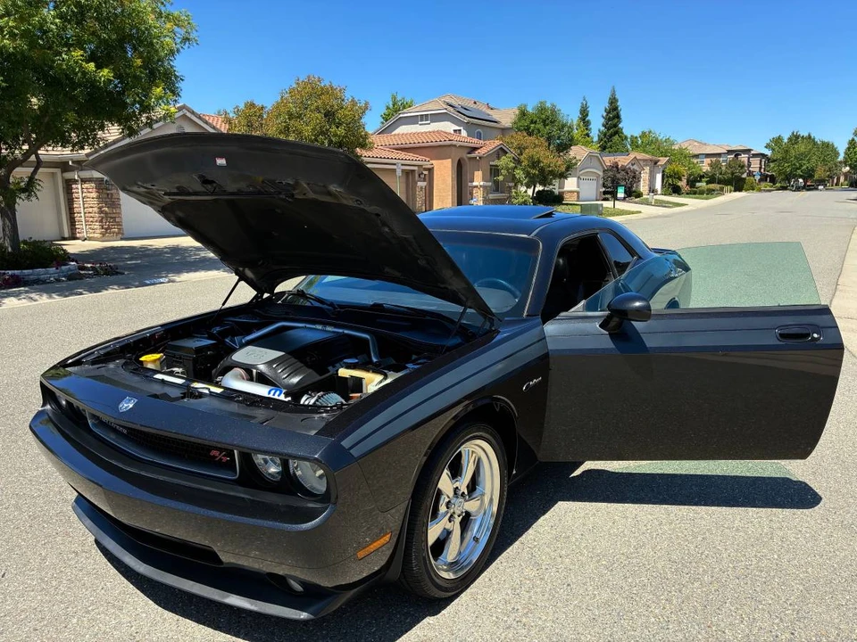 2011 Dodge Challenger 3rd Gen - Image 11 of 12