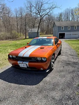 2011 Dodge Challenger SRT-8