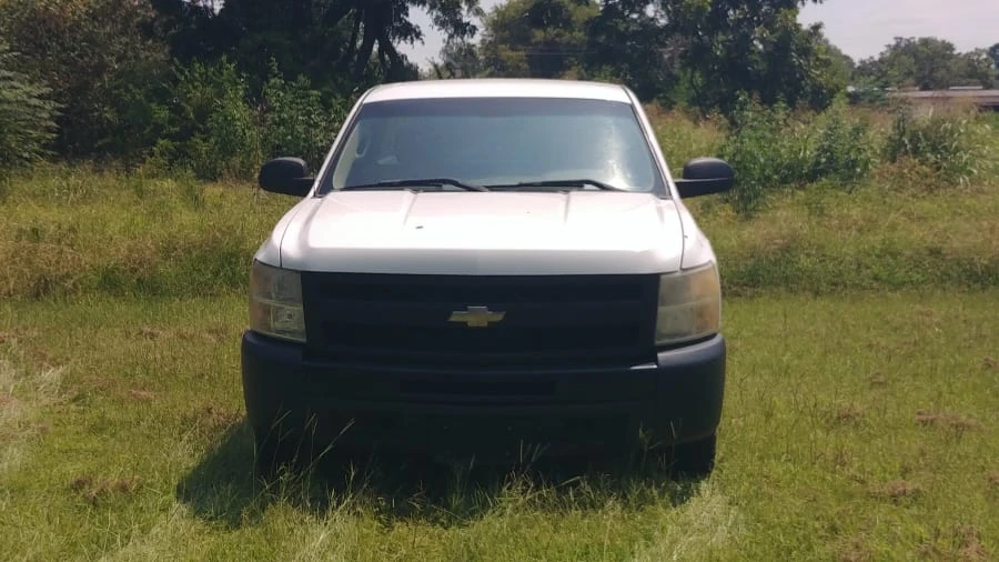 2011 Chevrolet Silverado 2nd Gen - Image 3 of 9